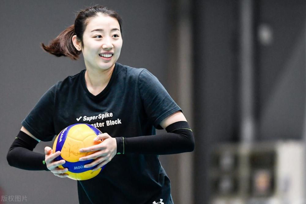爆操女大学生